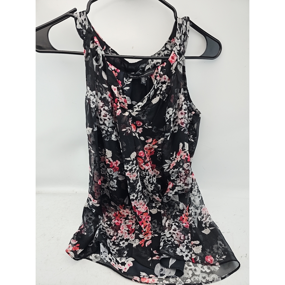 White House Black Market Floral Tiered Tank